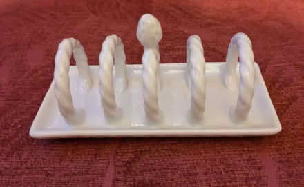 Photo of free Small china toast rack (Small Dole BN5) #1