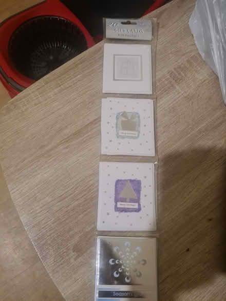 Photo of free 20 Gift Cards with Envelopes (Beeston LS11) #1