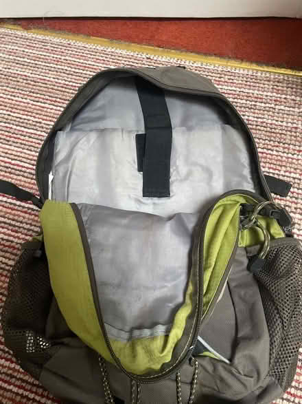 Photo of free Day-size backpack in need of new zip (Cotham BS6) #3