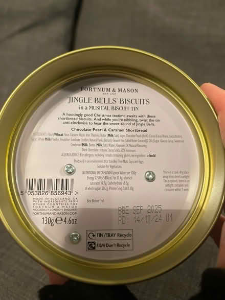 Photo of free Fortnum & Mason biscuits music box (Cardonald, Glasgow, G52) #2
