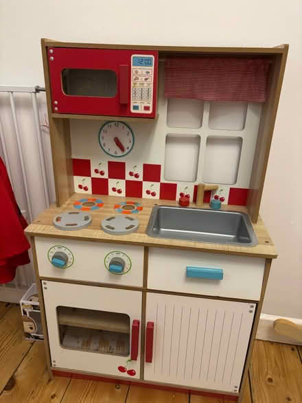 Photo of free Toy wooden kitchen (Canton CF5) #1