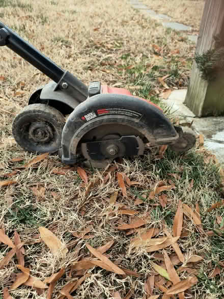 Photo of free Electric edger, works (Odenton, near Odenton Elem) #2