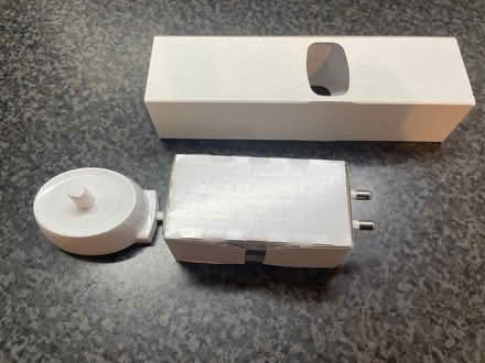 Photo of free Oral B toothbrush charger (Lightpill GL5) #1