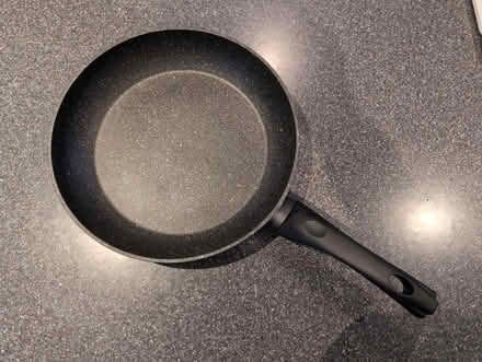 Photo of free Non stick large pan (Stevenage SG1) #1