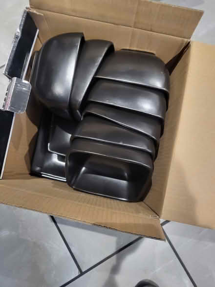 Photo of free Square black plate set (BS9) #2