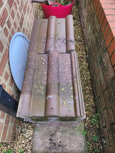 Photo of free Roof tiles (Cam GL11) #1