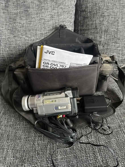Photo of free Video camera (Chesterfield S42) #1