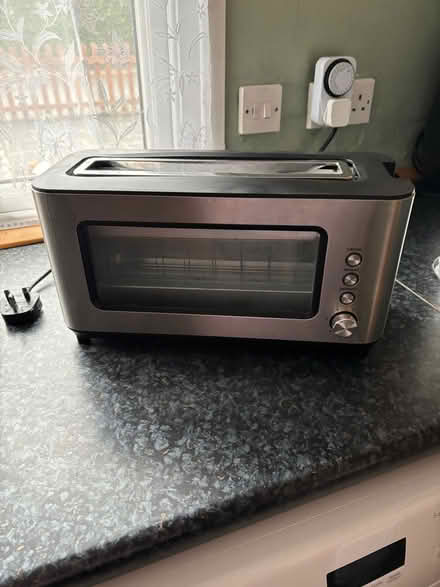 Photo of free Kettle & Toaster (Hildenborough TN11) #2