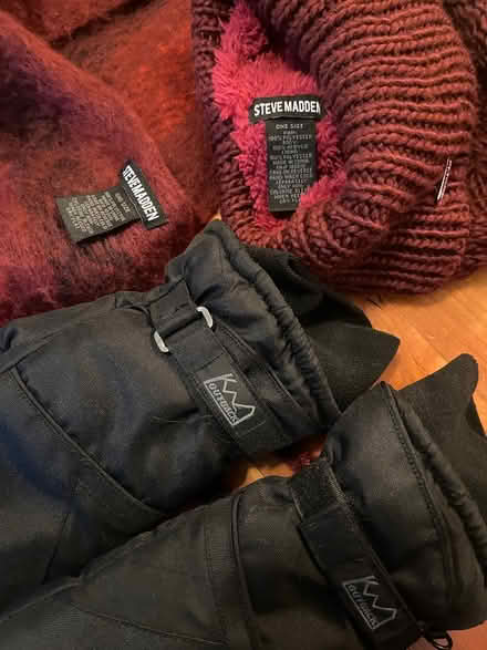 Photo of free Winter hat, wrap/scarf, mittens set (South side Dubuque, Iowa) #2
