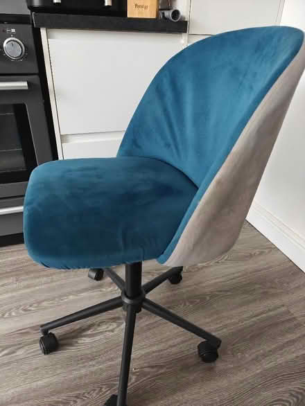 Photo of free Small swivel chair (Hill Head PO14) #1