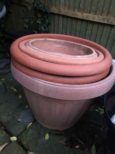 Photo of free Extra large plastic plant pots (Birstall WF17) #1