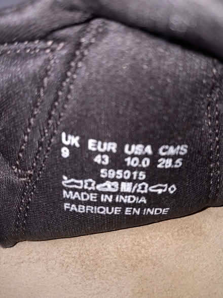 Photo of free Men's sandal hardly worn (Tolworth KT5) #1