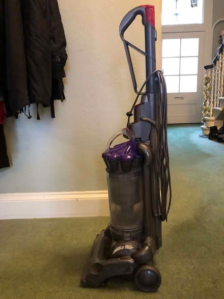 Photo of free Dyson vacuum cleaner - for SPARES or REPAIR (Stirling FK8) #2