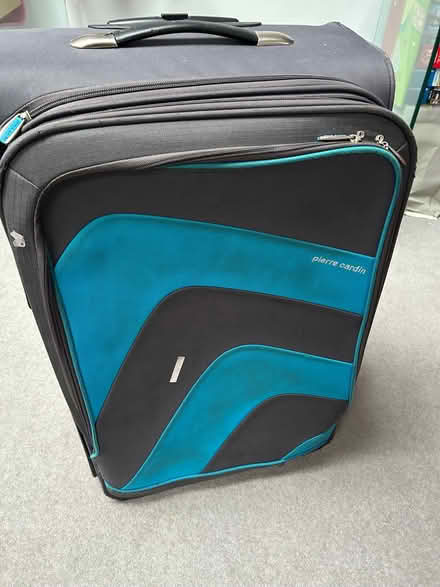 Photo of free Large suitcase (Burghfield Common RG7) #1