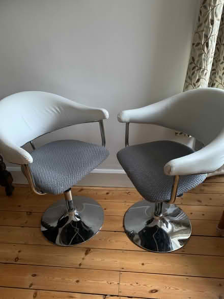 Photo of free 2 White PVC Swivel Pedestal Chairs (CT6) #2