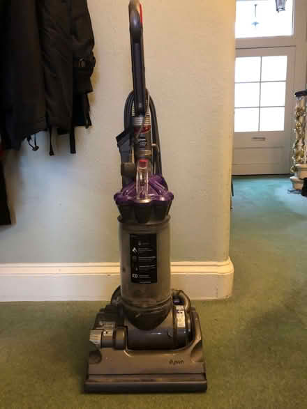 Photo of free Dyson vacuum cleaner - for SPARES or REPAIR (Stirling FK8) #1