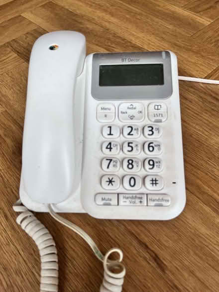 Photo of free Home phone with large buttons (Hutton PR4) #1