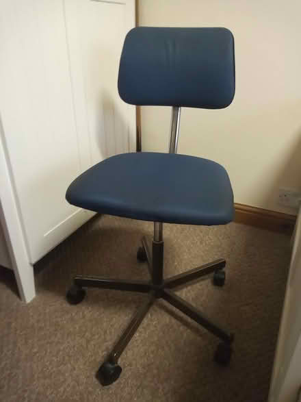 Photo of free Office chairs (Eardington) #2