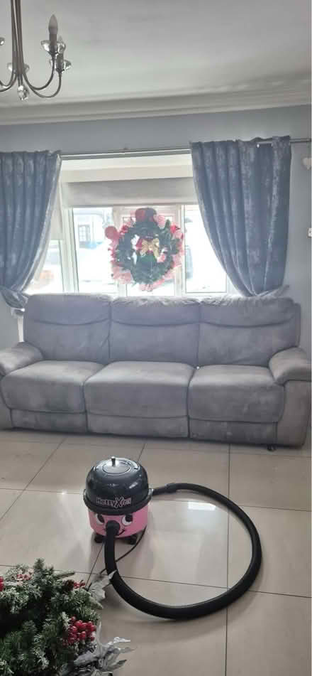 Photo of free 3 seater recliner sofa (TW2) #1