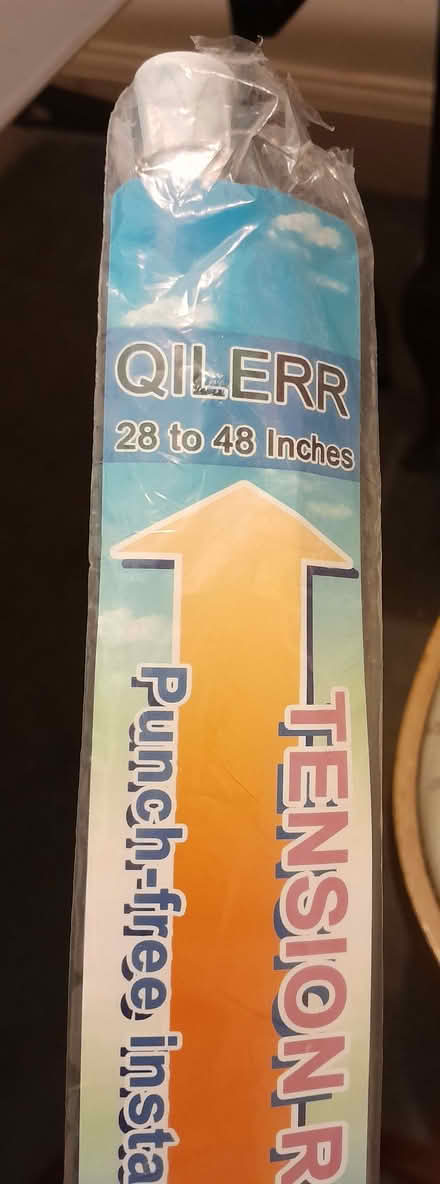 Photo of free Expandable curtain rod for lightweight curtains (Tolworth KT5) #4