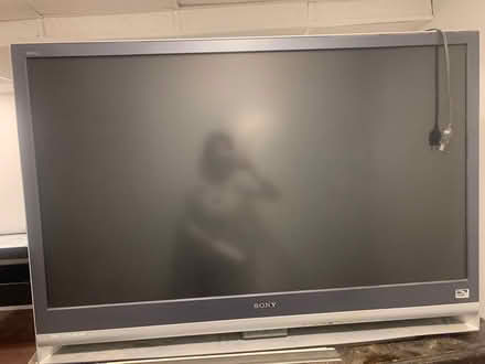 Photo of free 43 inch Sony screen tv works good (Silver Spring, MD Four Corners) #3