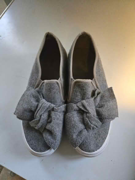 Photo of free Lafies shoes 6 (Ford end CM3) #1