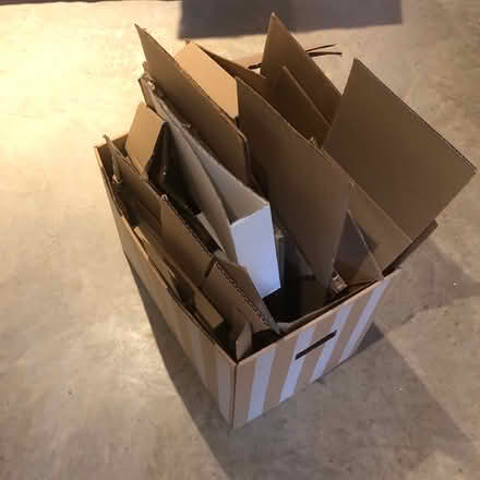 Photo of free Cardboard off-cuts (Prince of Wales at Meadowlands) #1