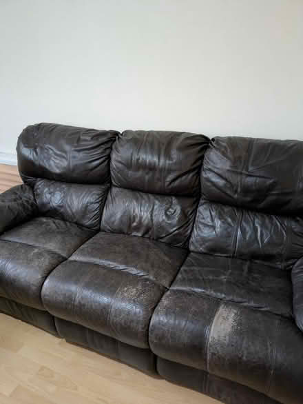 Photo of free 3 seater recliner & single recliner (PA1) #2