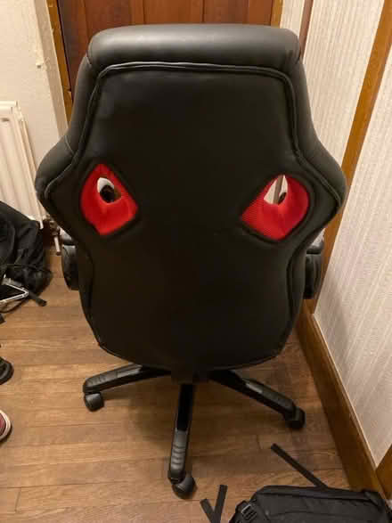 Photo of free Gaming adjustable swivel chair (Hayes BR2) #2