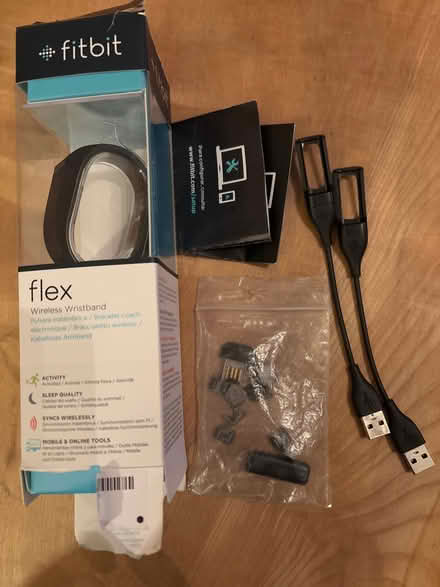 Photo of free Fitbit flex (NW10) #1