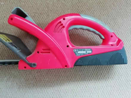 Photo of free 24V Battery Powered Hedge Trimmer (Copdock Village IP8) #2