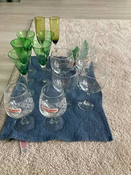 Photo of free Selection of glasses (Blundellsands L23) #2