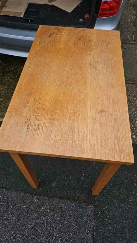 Photo of free Small table/ desk (Maidenhead SL6) #2