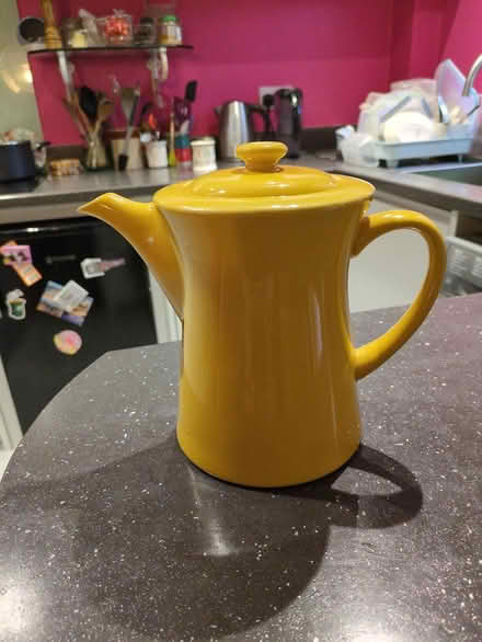 Photo of free Large teapot (Worthing) #1