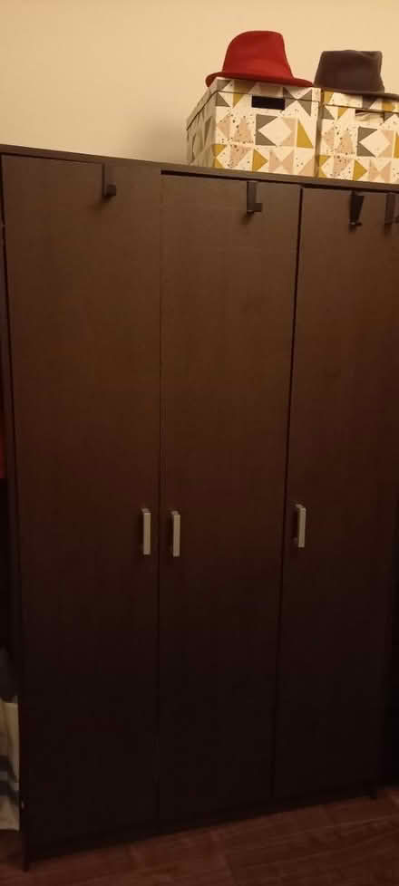 Photo of free Wardrobe (32 Moray Road N4 3LG) #1
