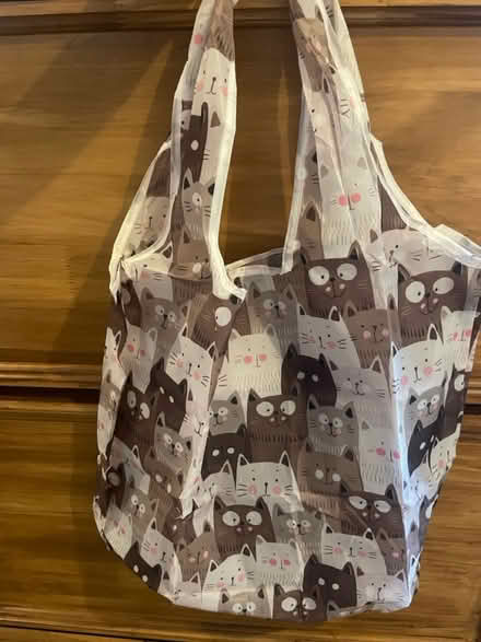Photo of free Reusable bag with cat print (GL50) #1