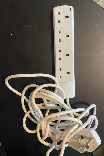 Photo of free Long length extension lead (CB24 9YF) #1