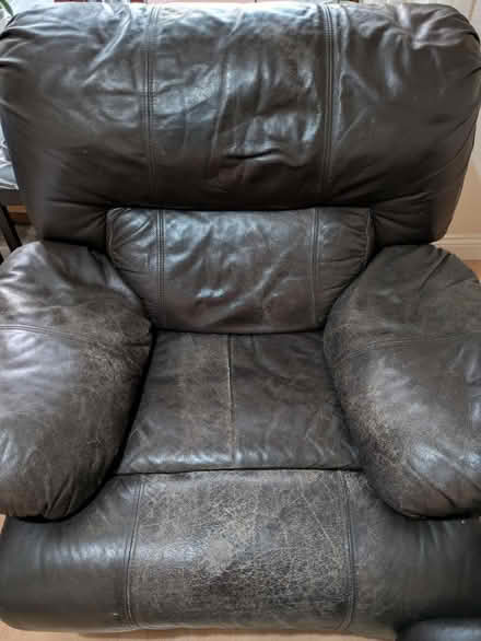 Photo of free 3 seater recliner & single recliner (PA1) #4