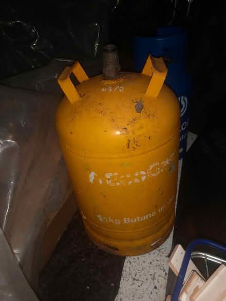 Photo of free Gas bottles (Gerrards Cross SL98TD) #3