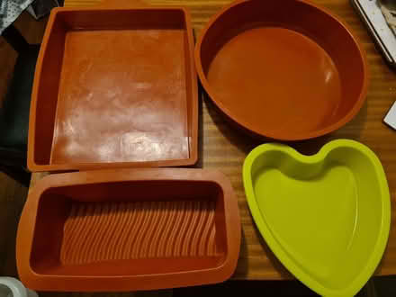 Photo of free Silicone baking tins (Bradley Stoke BS32) #2