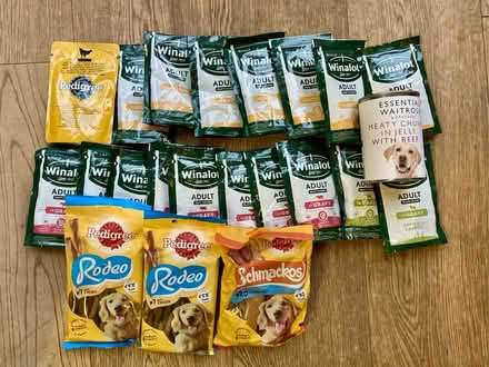Photo of free A selection of dog food and treats (Harbury CV33) #1