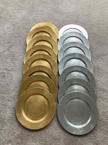 Photo of free Charger plates (Blundellsands L23) #1