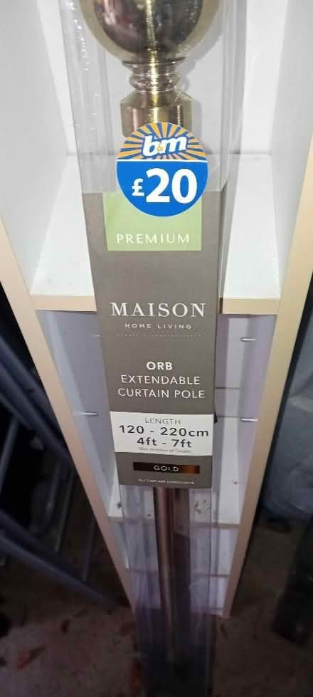 Photo of free Curtain pole (TN23) #2