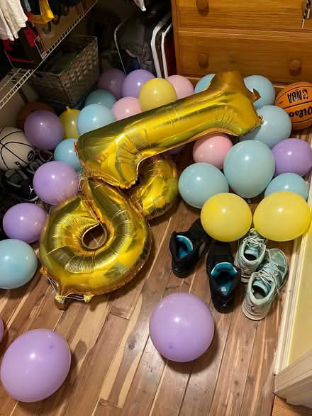 Photo of free 18th Birthday balloons (Morgan hill) #1