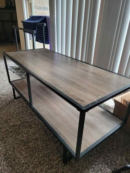 Photo of free Coffee table (NE corner of schaumburg) #1