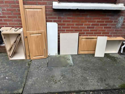 Photo of free Old kitchen units Tralee (Tralee, Co. Kerry) #2