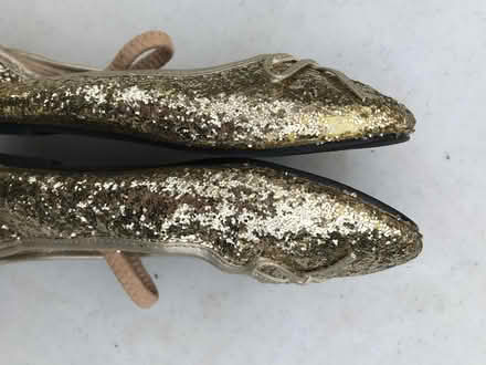 Photo of free Size 4 girl’s ballet flats (San Anselmo near Andronico’s) #2