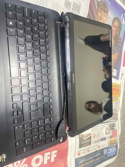 Photo of free Sony Vaio screen Broken (N16) #2