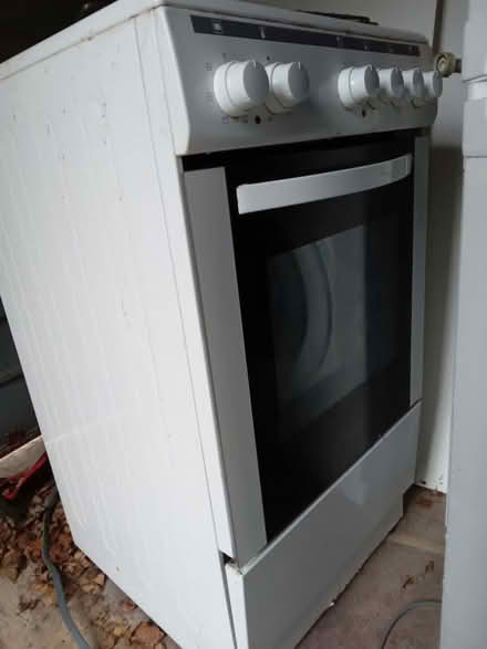 Photo of free Cooker/Oven (Attwood Green B5) #2