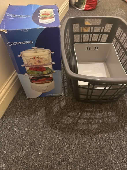 Photo of free bowl steamer and basket (Mansfield, Nottinghamshire) #1